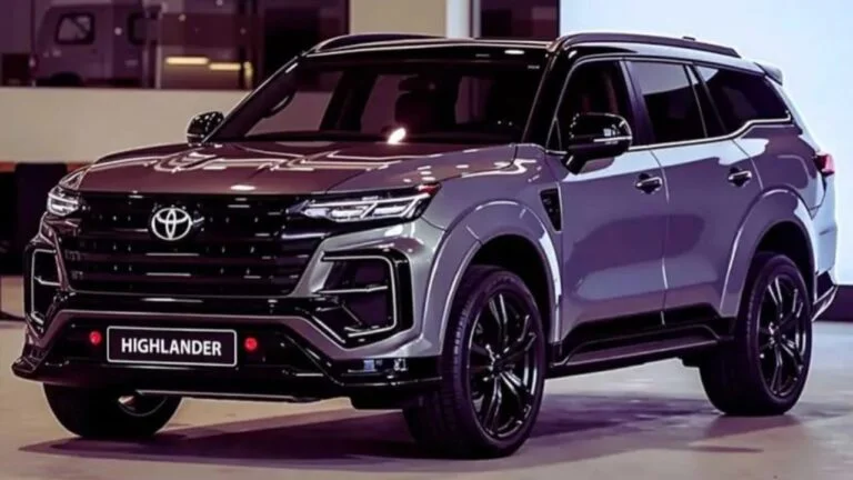 Toyota Highlander 2025, Toyota Highlander Launched, Toyota Highlander Price, Toyota 7-Seater SUV, Highlander Hybrid 243HP, Toyota Highlander Panoramic Sunroof, Toyota Highlander Features, Luxury SUV India 2025, Toyota Highlander Smart Safety, Toyota Highlander Review